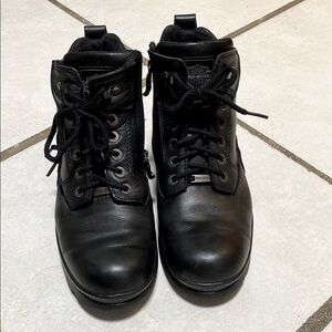 Harley-Davidson Black Leather Ankle Boots Lace-Up Durable, side sipper.